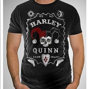 SOLD harley quinn graphic tee